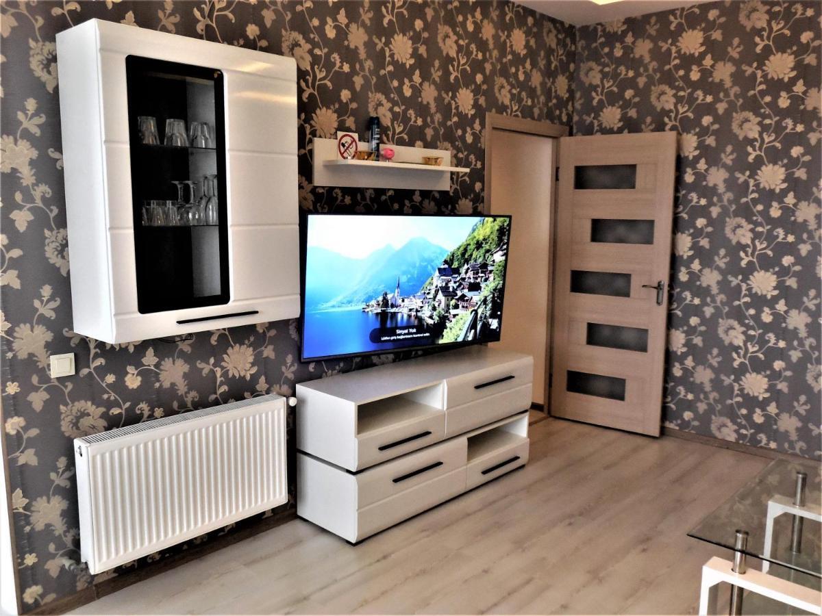 "Делюкс На Литейной" Dnipro Dış mekan fotoğraf